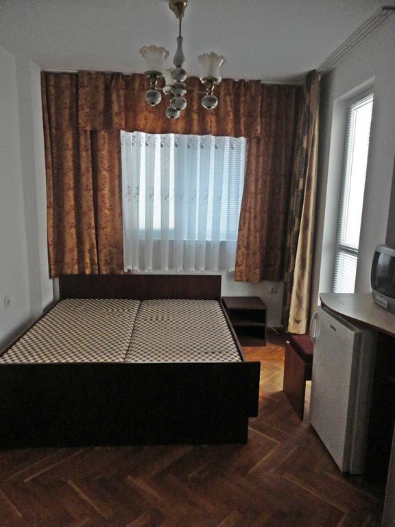 Guest Rooms Casa Luba Sveti Vlas Ruang foto