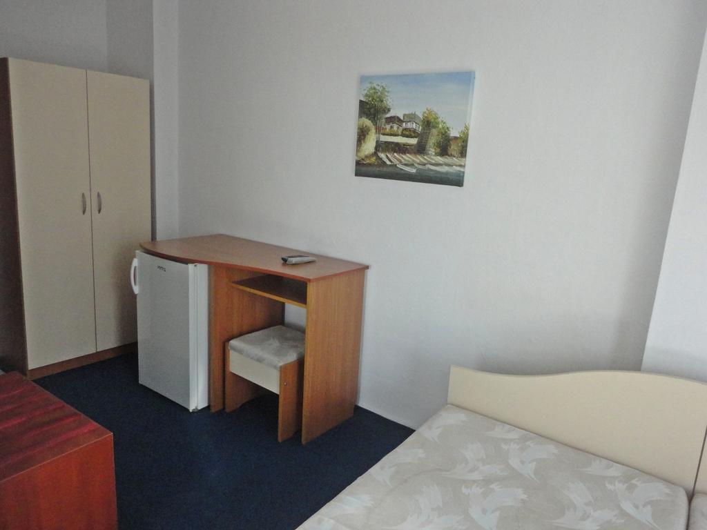 Guest Rooms Casa Luba Sveti Vlas Ruang foto